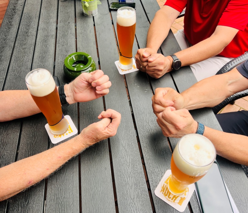Daumen drücken