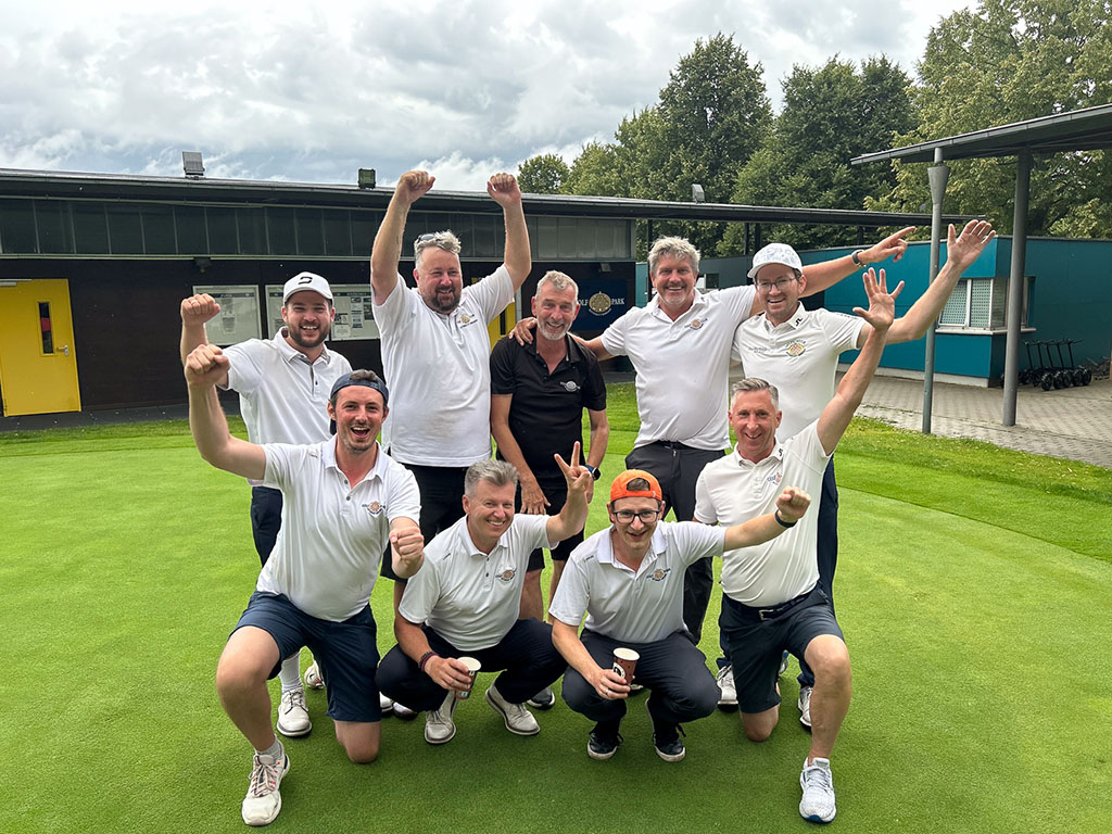 Jubel nach dem Aufstieg